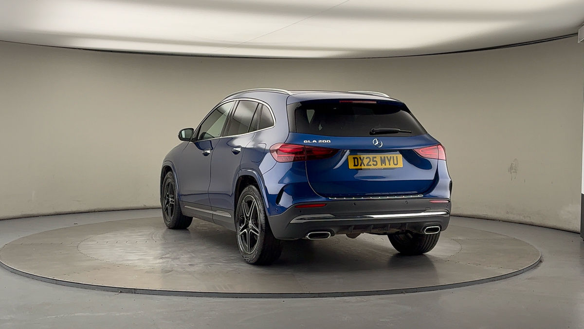 More views of Mercedes-Benz GLA