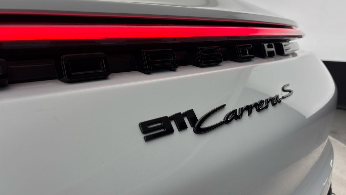 Porsche 911 Image 29