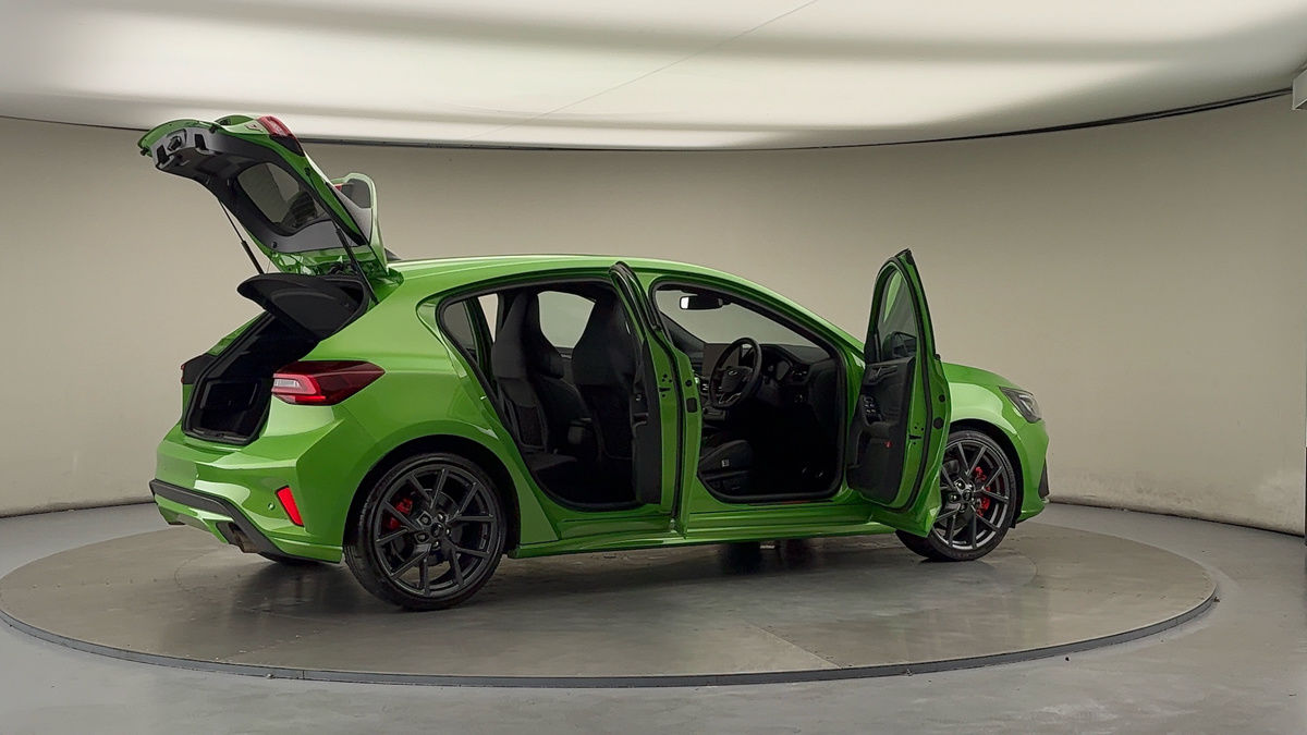 More views of Ford Focus