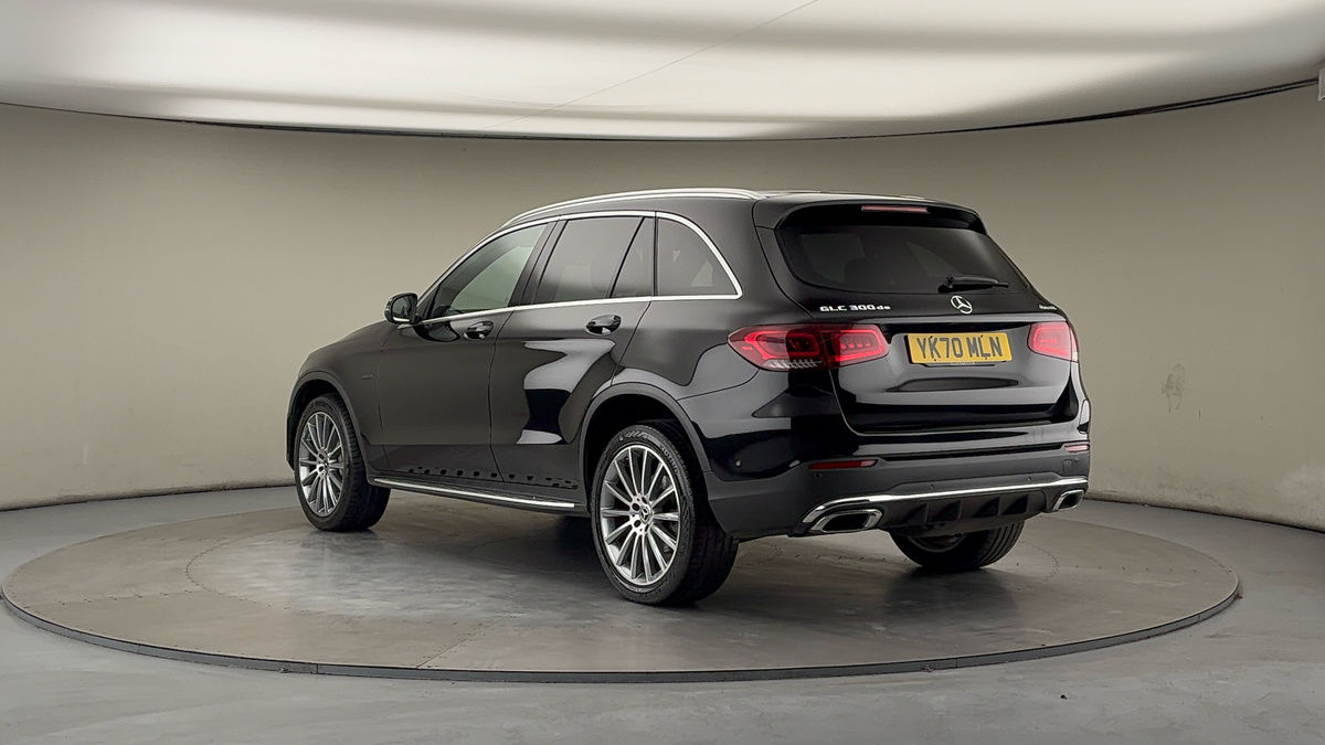 Mercedes-Benz GLC Image 2