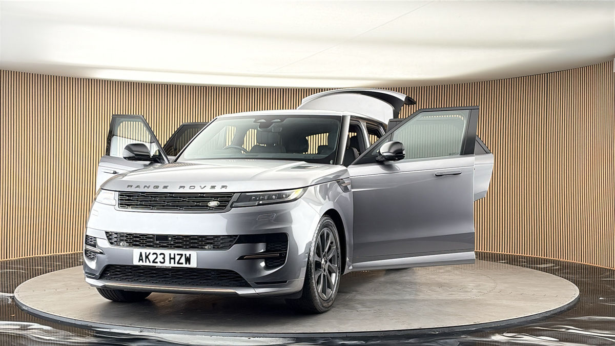 More views of Land Rover Range Rover Sport