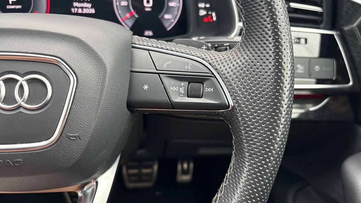 Audi Q7 Image 14
