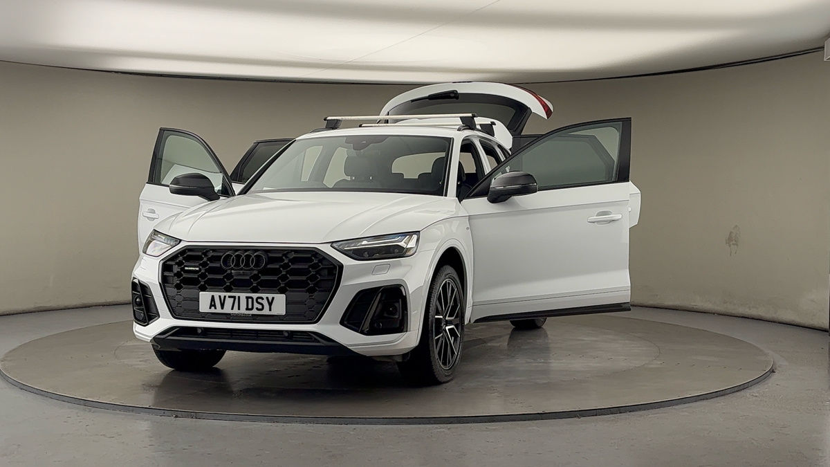 More views of Audi Q5