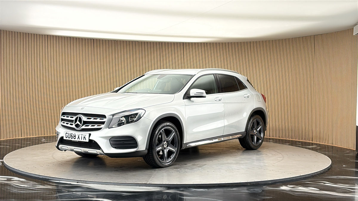 Mercedes-Benz GLA Image 20