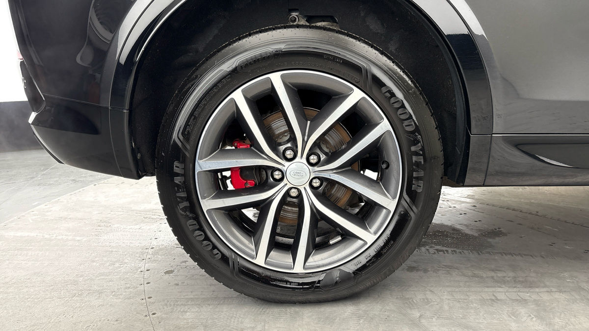 Land Rover Discovery Sport Image 10