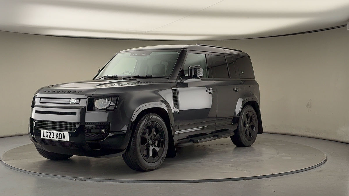 More views of Land Rover Defender 110