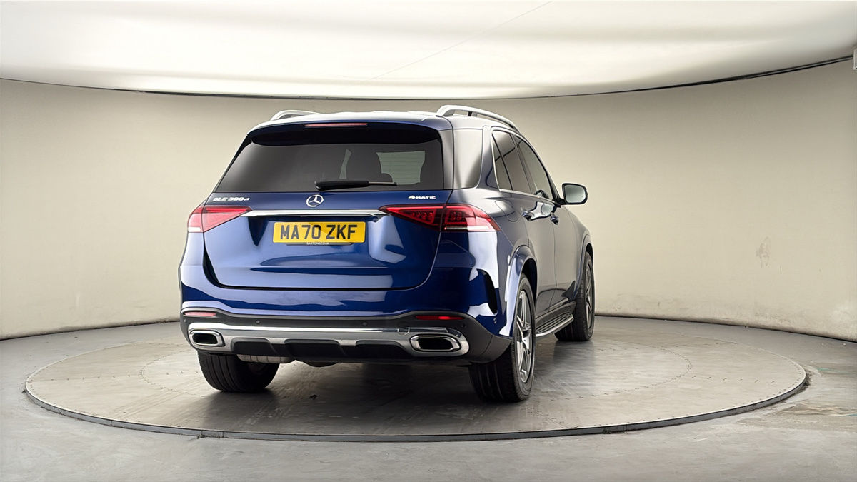 More views of Mercedes-Benz GLE