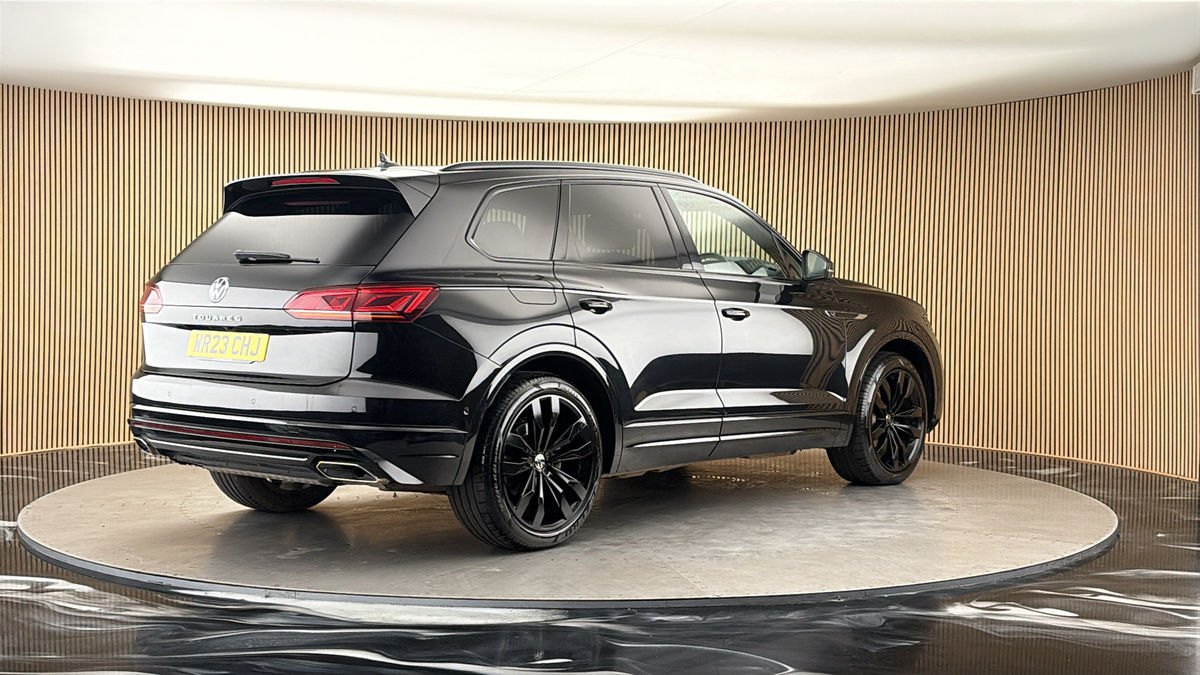 Volkswagen Touareg Image 21