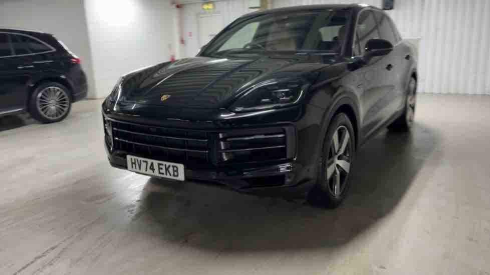 More views of Porsche Cayenne