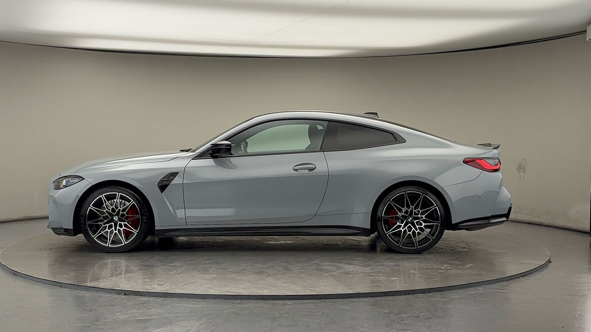 BMW M4 Competition Image 15