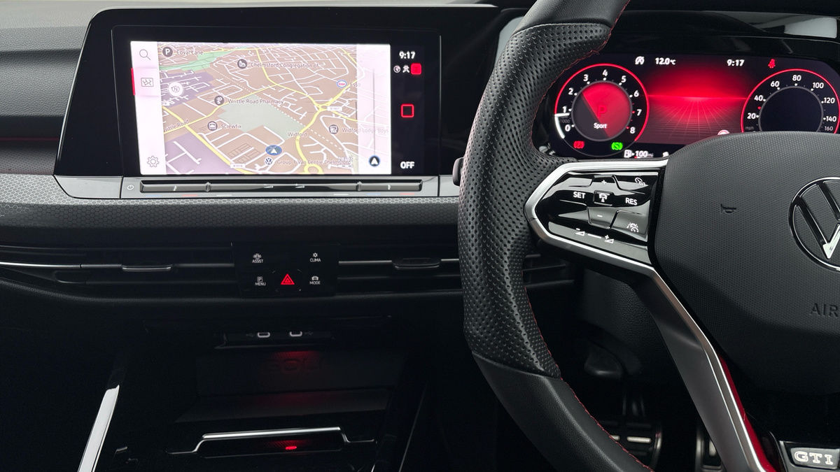 Volkswagen Golf Image 13