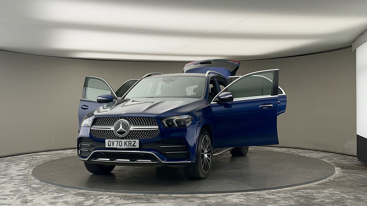 More views of Mercedes-Benz GLE