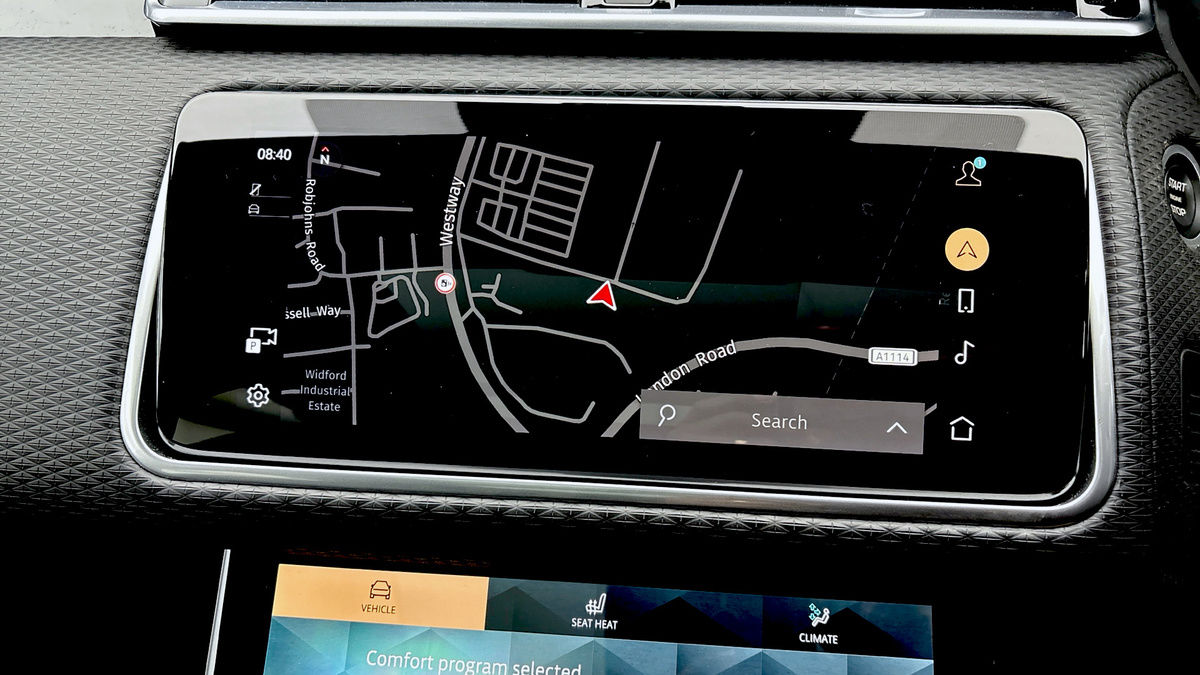 Land Rover Range Rover Velar Image 23