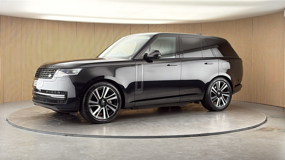 More views of Land Rover Range Rover