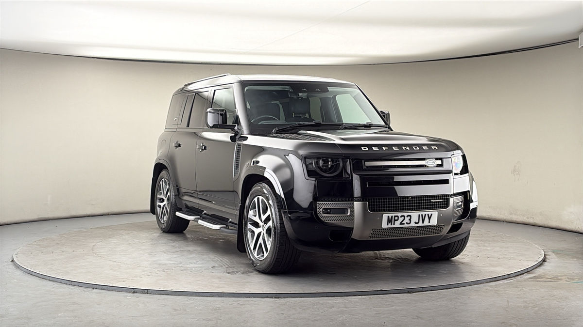 More views of Land Rover Defender 110