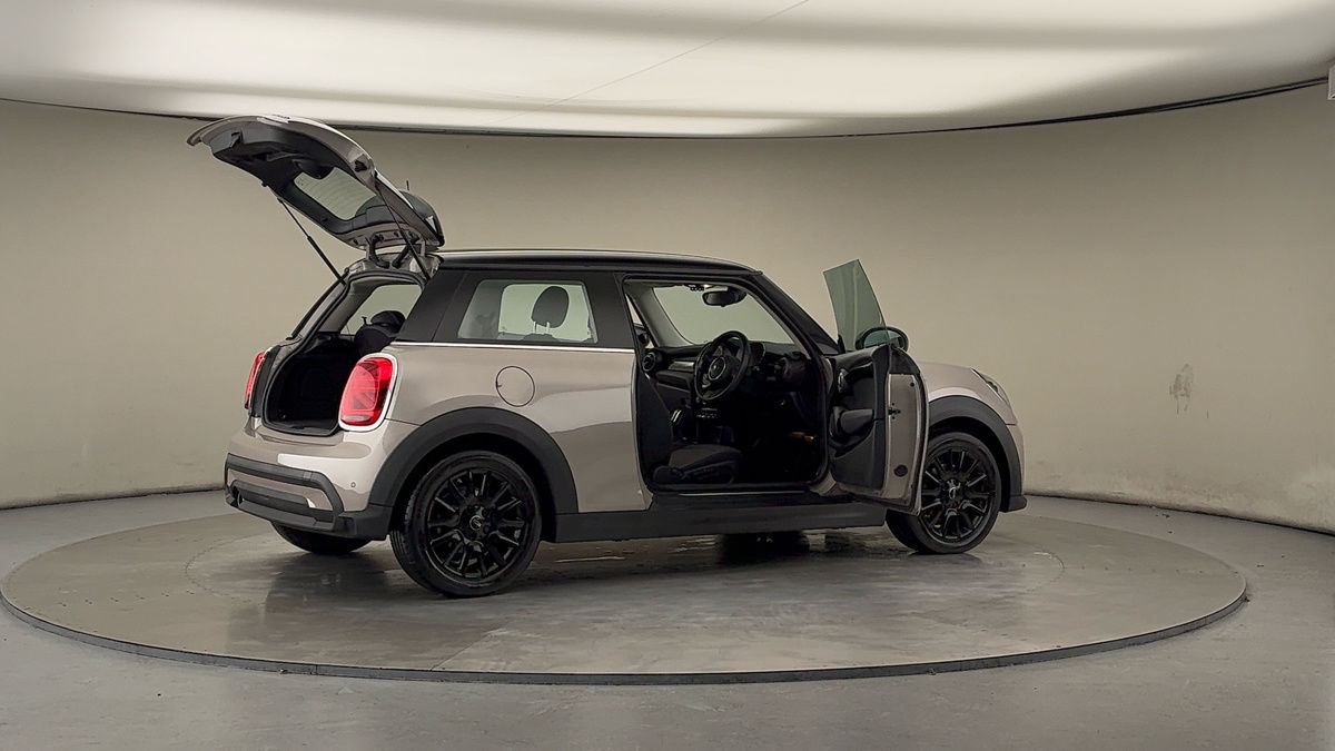 More views of MINI Hatch