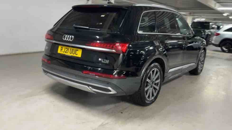 More views of Audi Q7