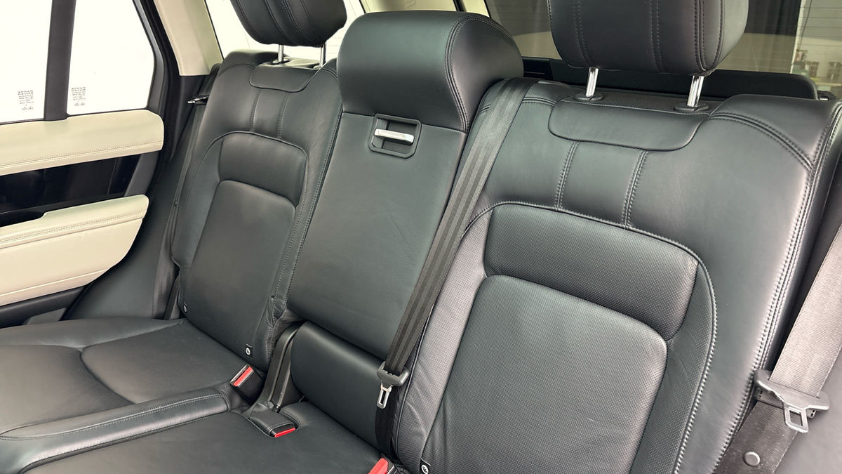 Land Rover Range Rover Image 16
