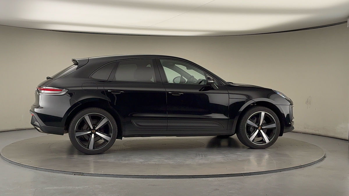 More views of Porsche Macan