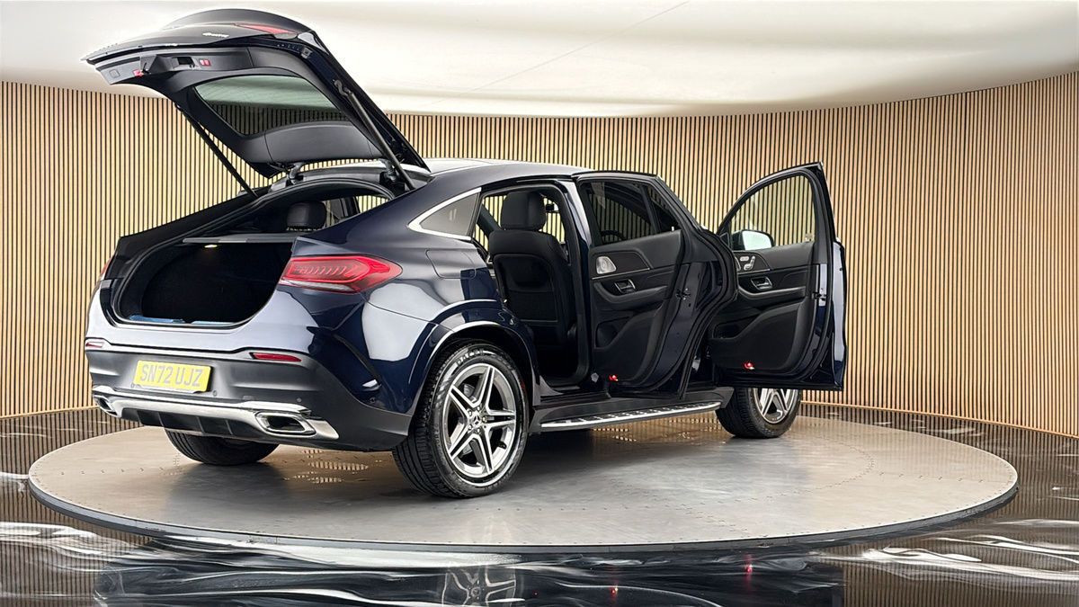 More views of Mercedes-Benz GLE