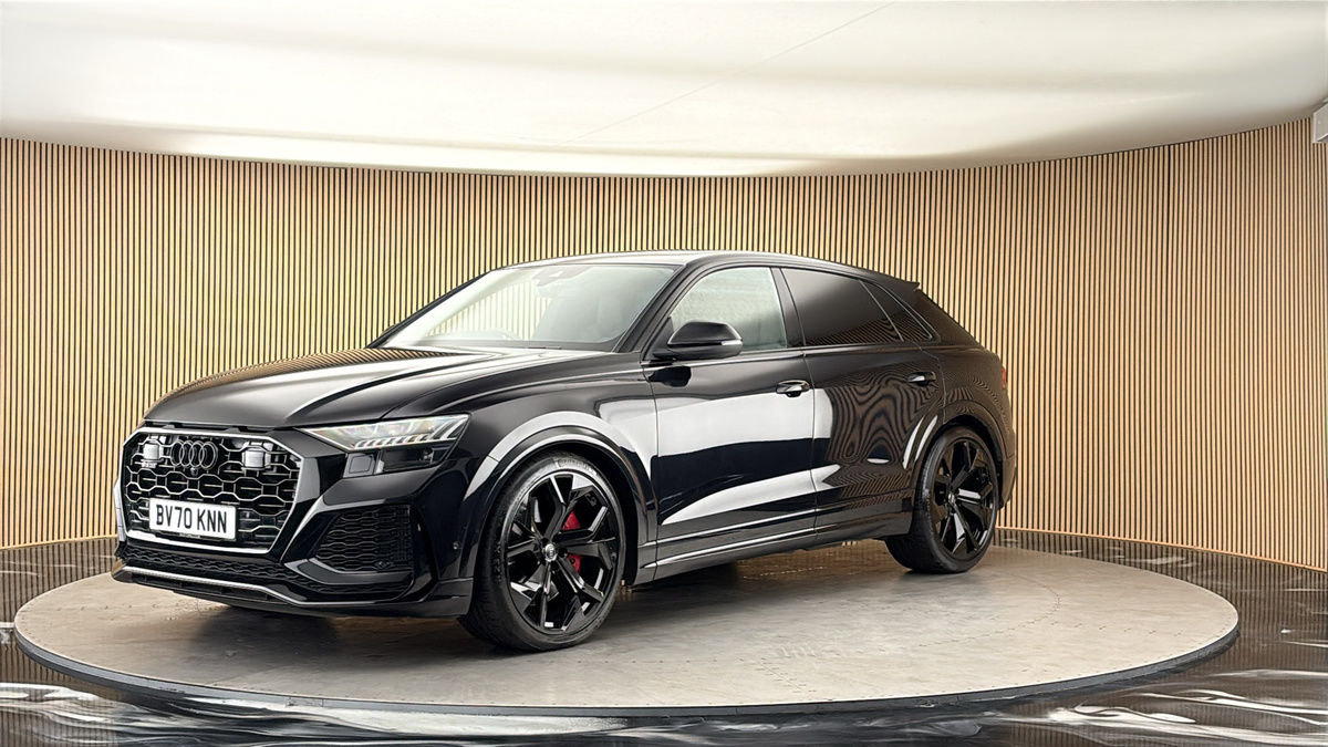 Audi RSQ8 Image 20