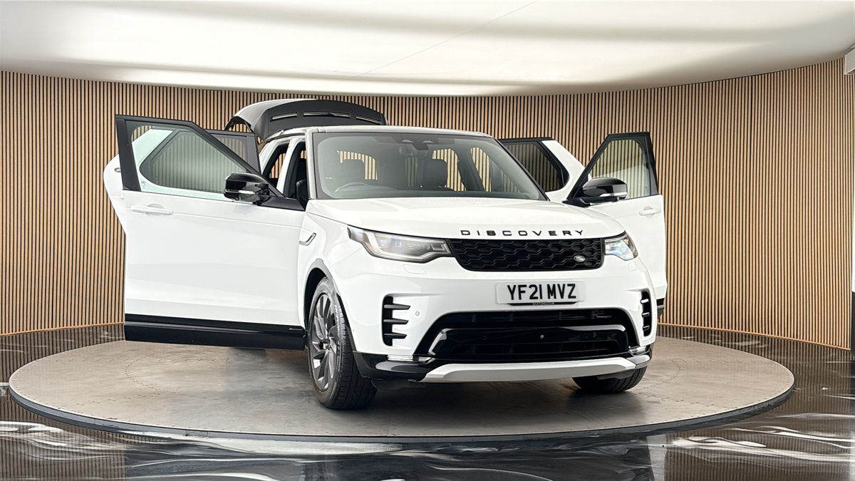 More views of Land Rover Discovery