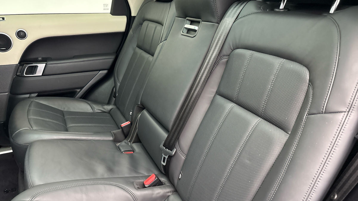 Land Rover Range Rover Sport Image 8