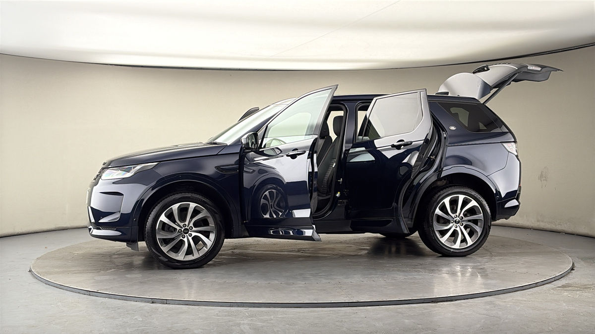 More views of Land Rover Discovery Sport