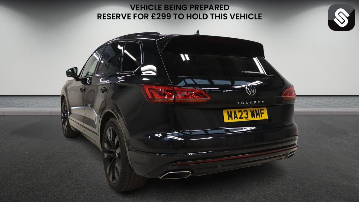 Volkswagen Touareg Image 3