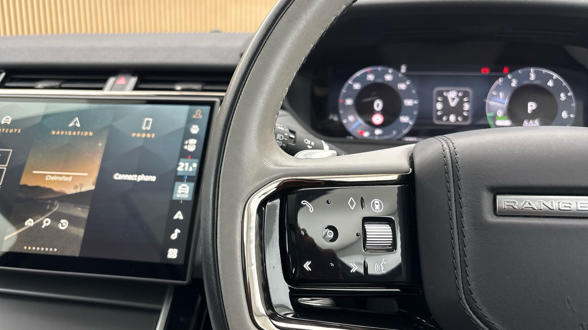 Land Rover Range Rover Velar Image 13