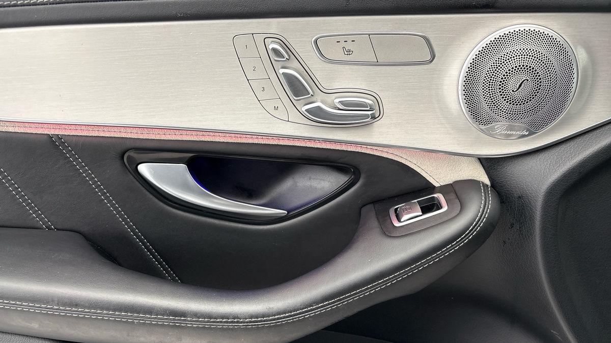 Mercedes-Benz GLC Image 19