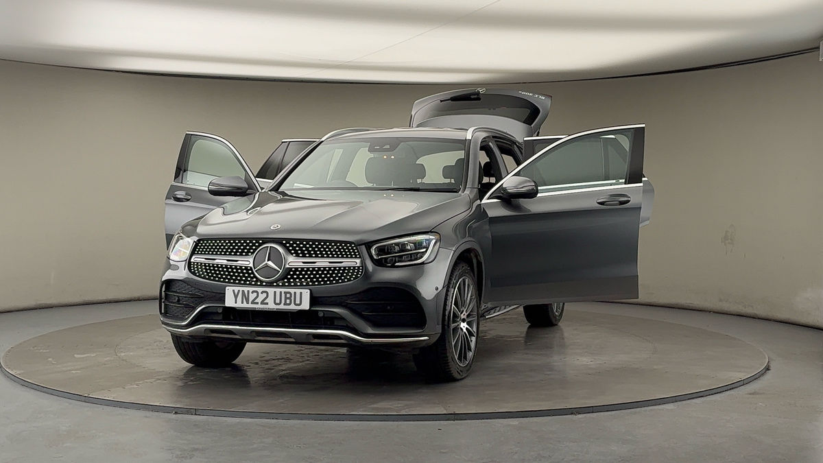 More views of Mercedes-Benz GLC