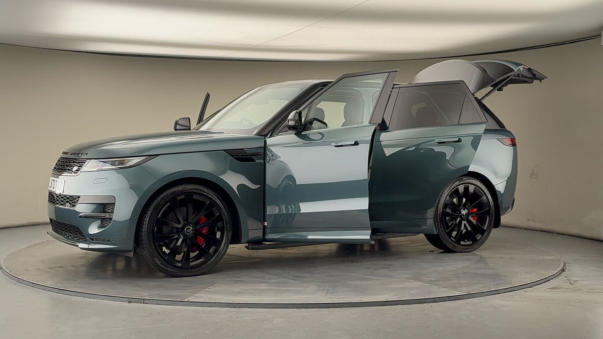 More views of Land Rover Range Rover Sport