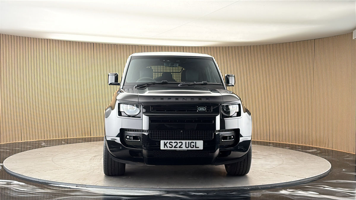 More views of Land Rover Defender 110