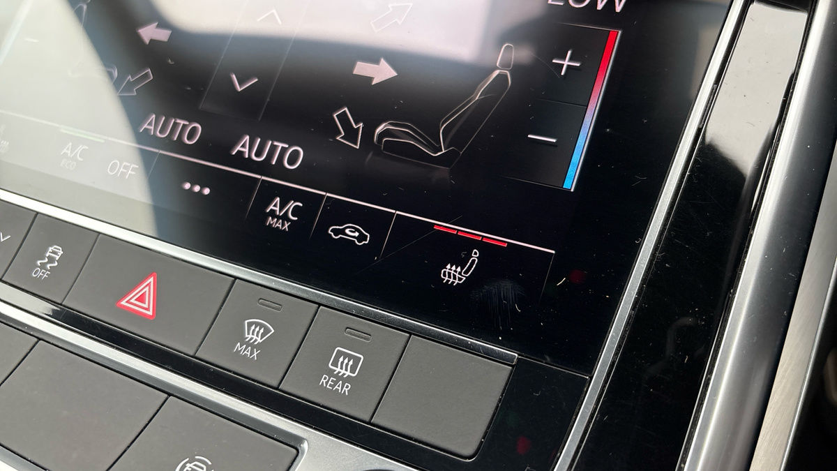 Audi Q7 Image 27