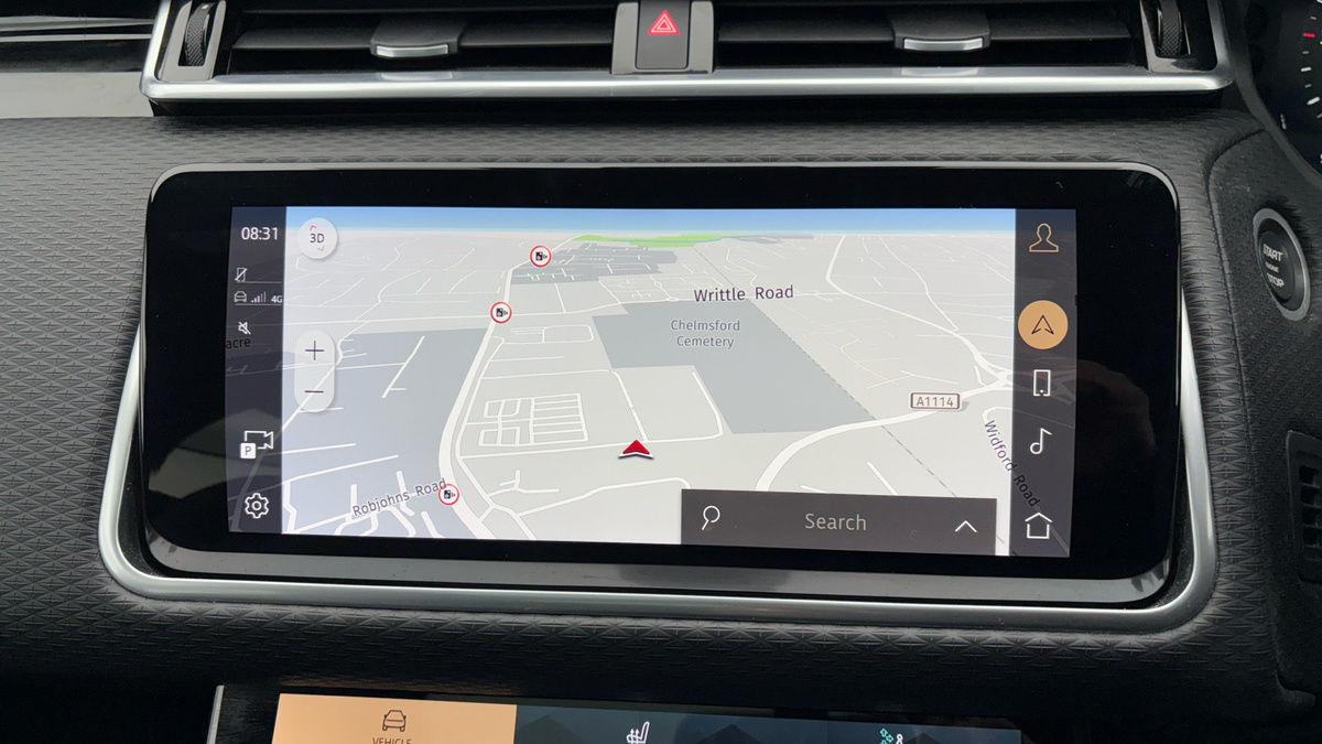 Land Rover Range Rover Velar Image 17