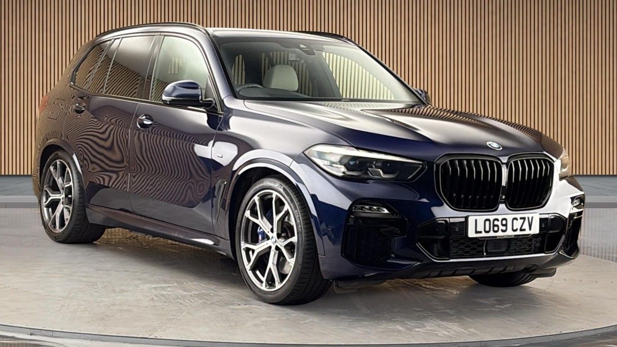 BMW X5 Sticky Header Image