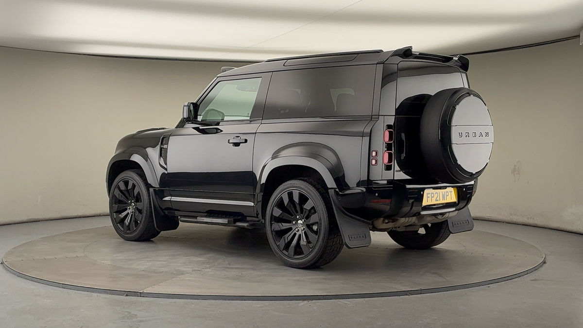 More views of Land Rover Defender 90