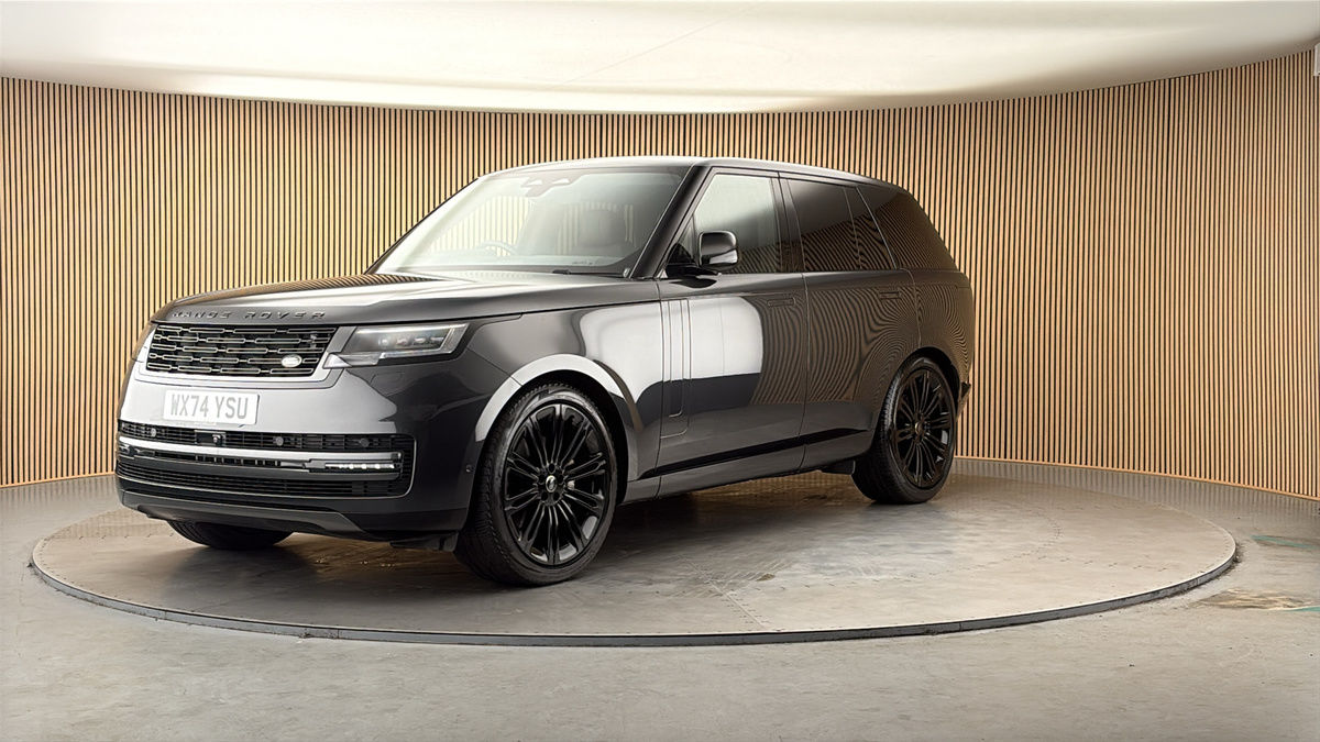 More views of Land Rover Range Rover