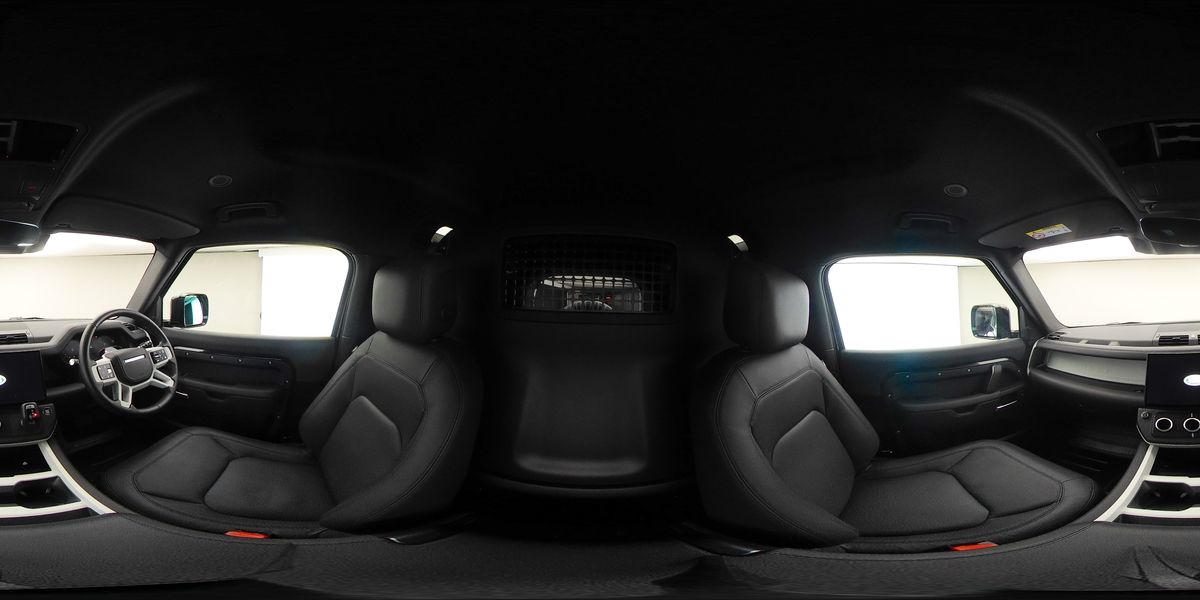 More views of Land Rover Defender 90
