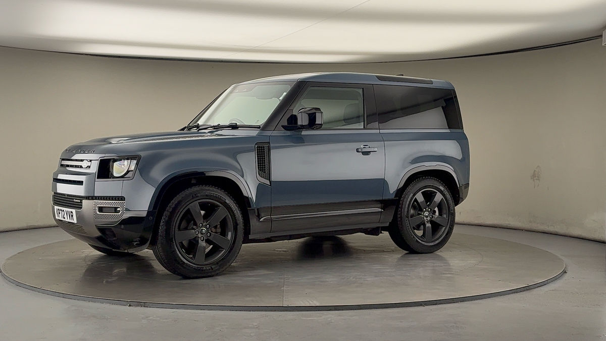 More views of Land Rover Defender 90