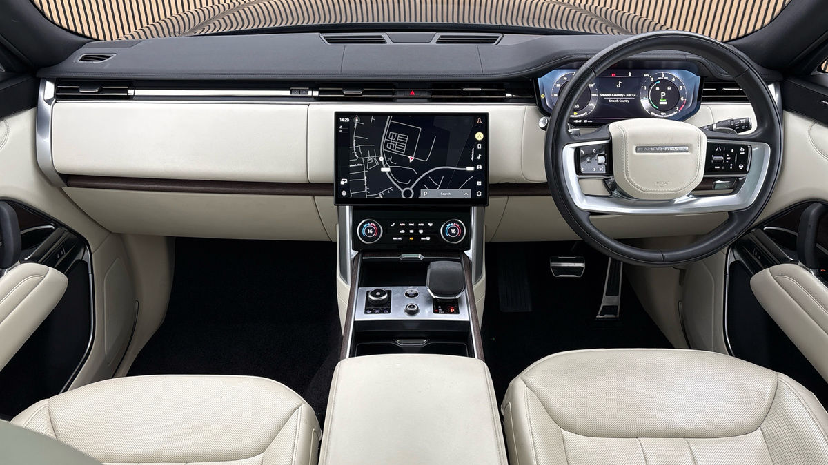 Land Rover Range Rover Image 12