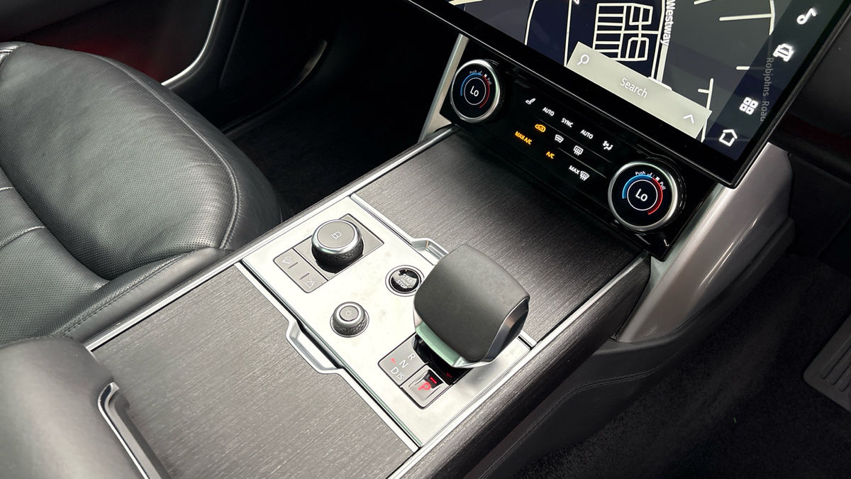 Land Rover Range Rover Image 18