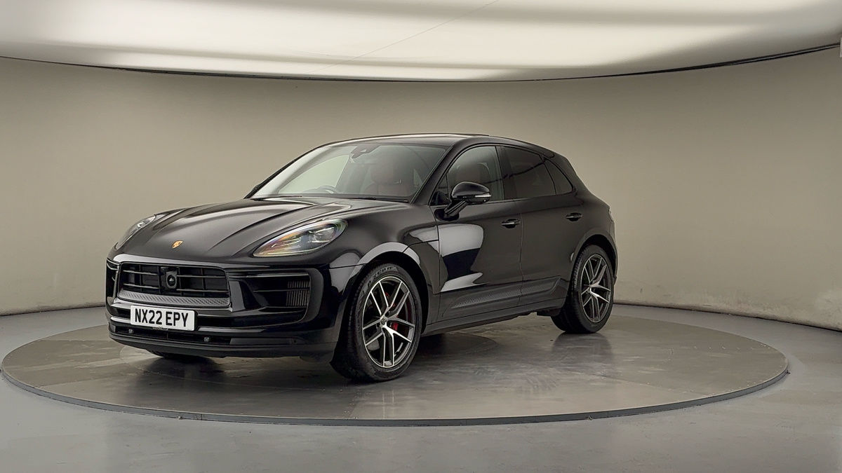 More views of Porsche Macan