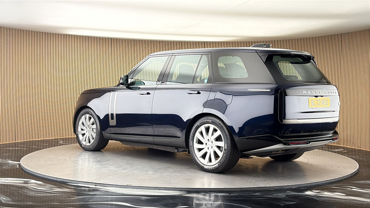 More views of Land Rover Range Rover