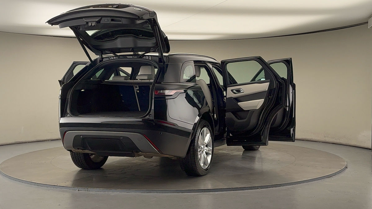 More views of Land Rover Range Rover Velar