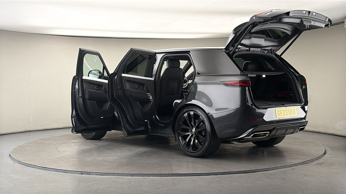 More views of Land Rover Range Rover Sport