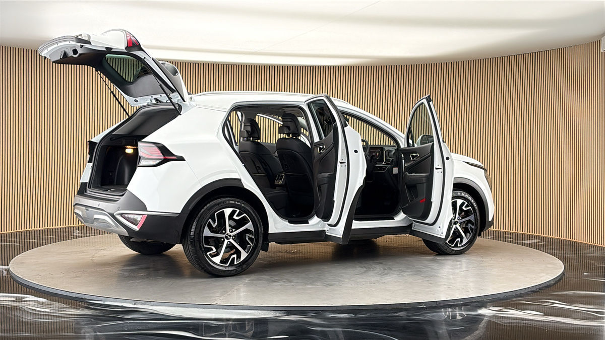 More views of Kia Sportage