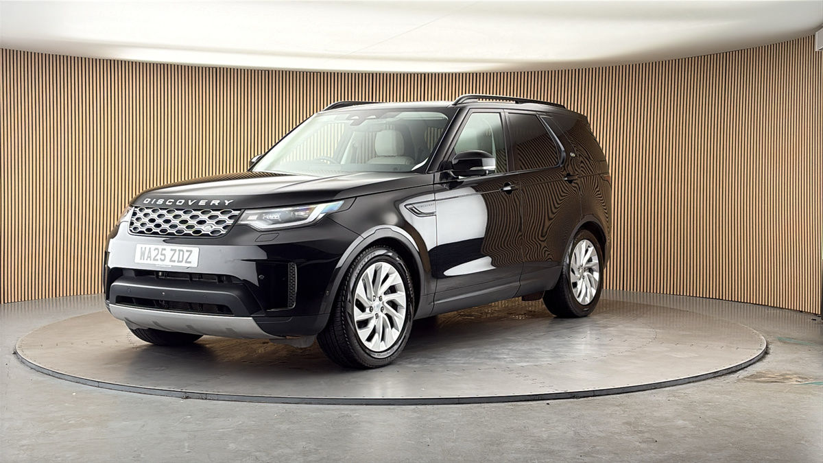 More views of Land Rover Discovery