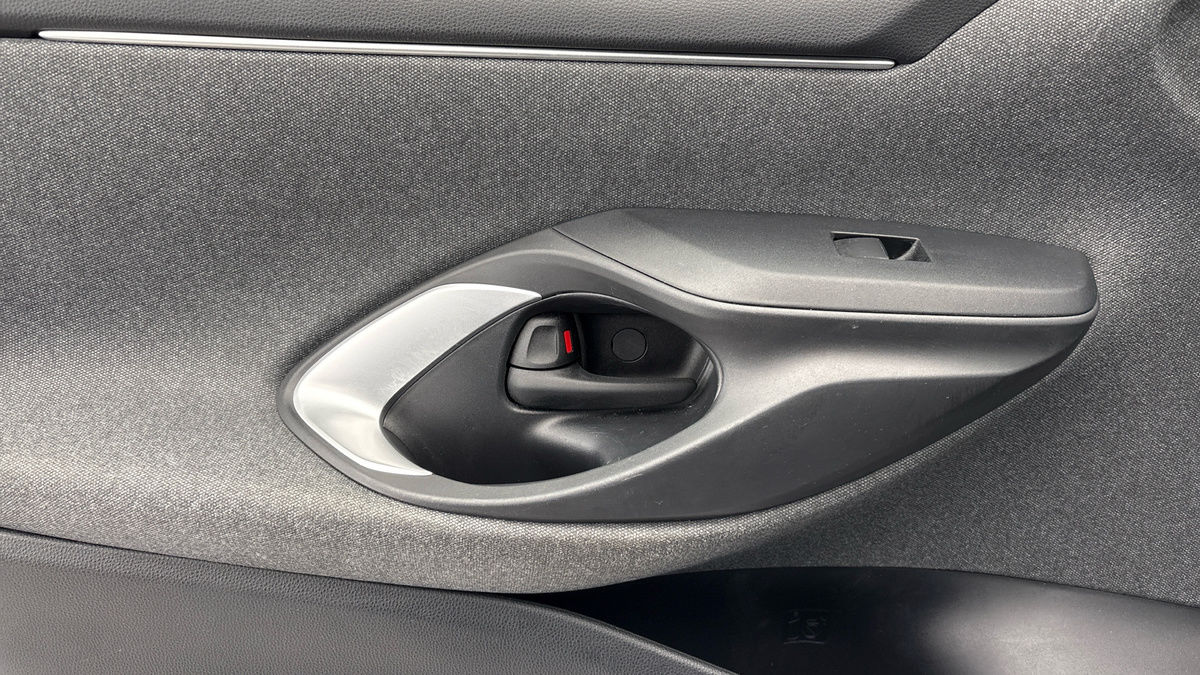 Toyota Yaris Image 19